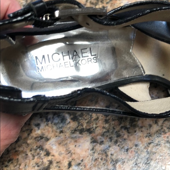 Michael Kors 9.5 black 3” heel shoe - Picture 5 of 5